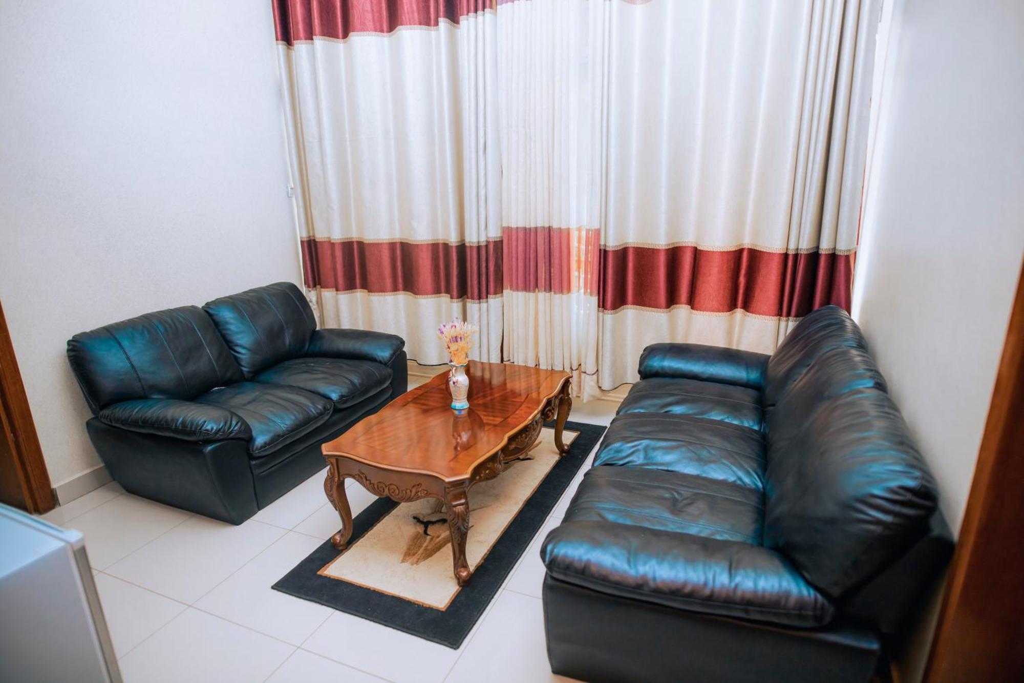 Peace Guest House Muhari Luaran gambar